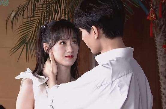 Yuan Bingyan Tanggapi Kontroversi Ciuman Dengan Cheng Yi Saat Live Streaming Layar Hijau