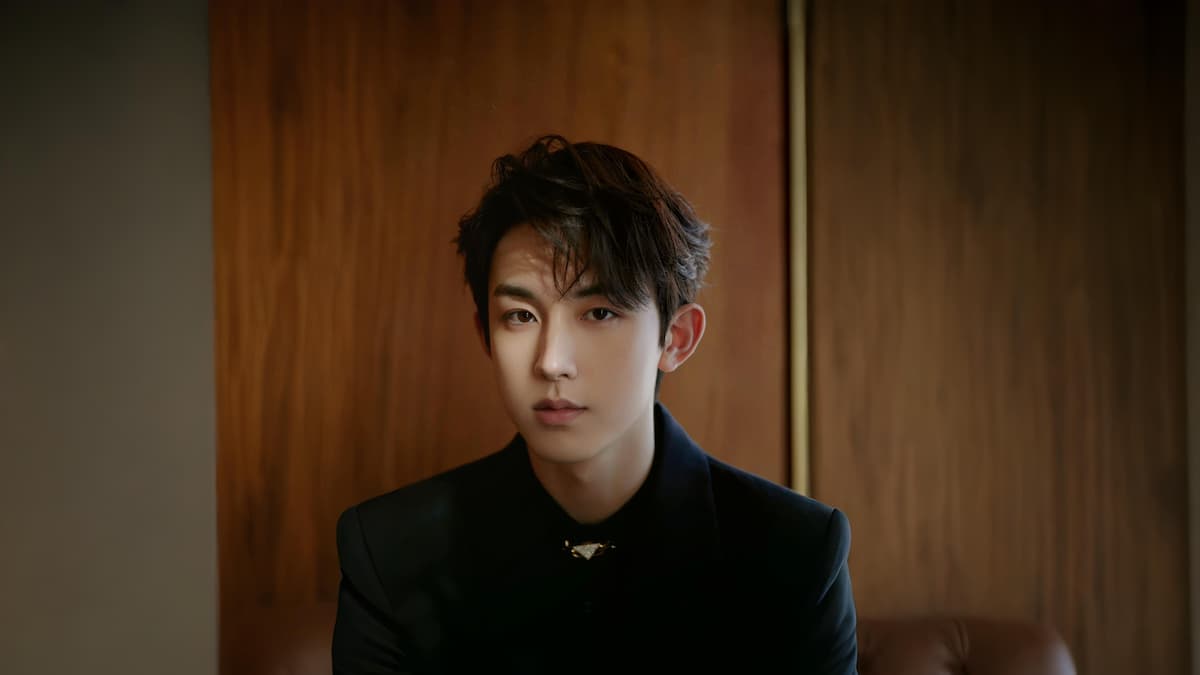 Rumor Body Double Guo Junchen Berlanjut, Netizen Bandingkan Tahi Lalatnya